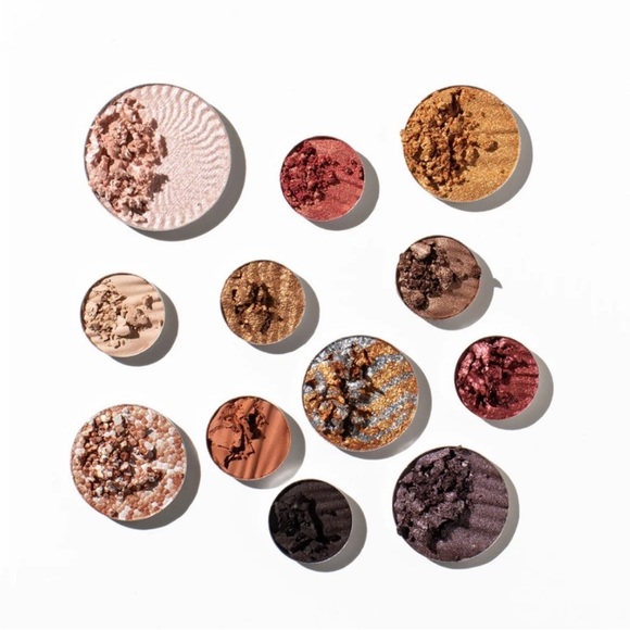 Dito Venus Palette - Cosmic Eyeshadow Collection - Picture 2 of 6